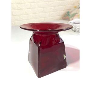 Vtg Krosno Poland Amaryllis Red Art Glass Vase Heavy Square Base Flared Rim 5.5"